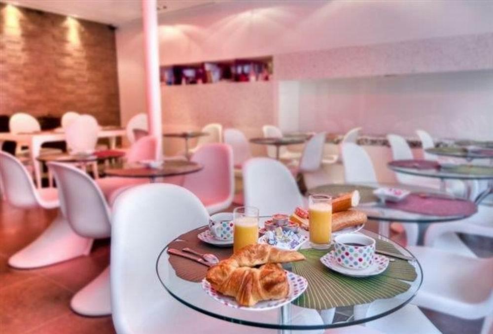 Wyld Saint Germain Hotel