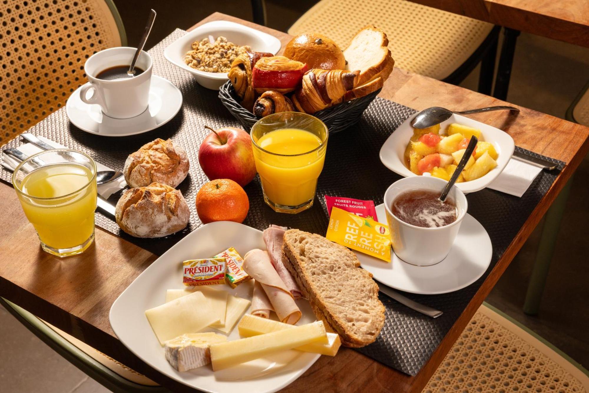 Wyld Saint Germain Hotel 3*