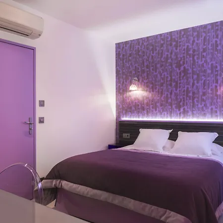 Wyld Saint Germain Hotel 3*