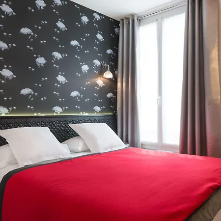 Wyld Saint Germain Hotel